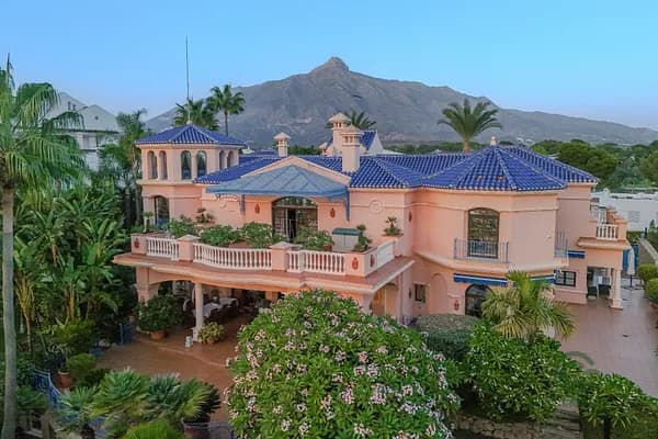 Casa de 0,34 ha en venta en Marbella, Malaga