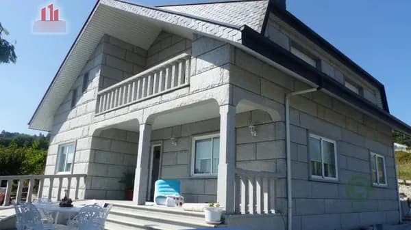 Casa de 0,3 ha en venta en Barbadas, Orense