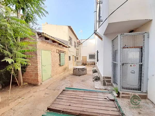 Casa de 0,02 ha en venta en Alcubillas, Ciudad real