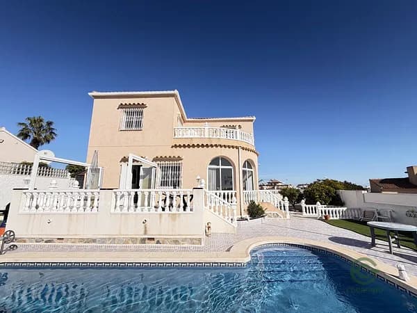 Finca rústica de 0,04 ha en venta en Orihuela costa, Alicante