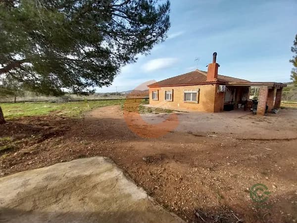 Finca rústica de 0,49 ha en venta en Montmell (el), Tarragona