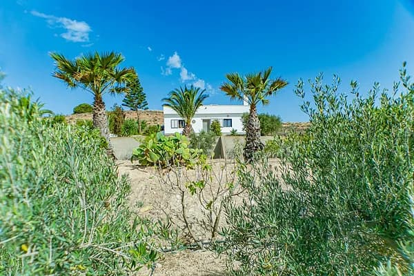 Finca rústica de 0,27 ha en venta en Almería
