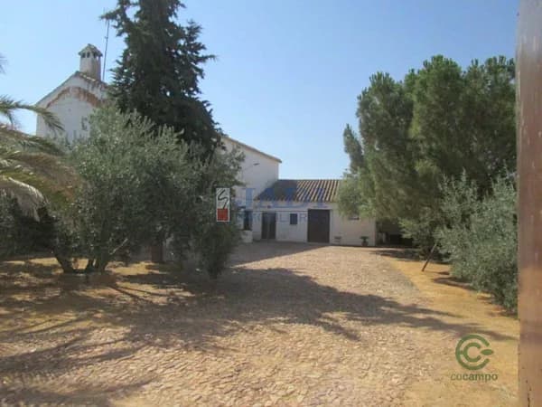Finca de recreo de 0,1062 ha en venta en Valdepeñas, Ciudad real