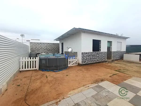 Finca rústica de 0,025 ha en venta en Alcala de guadaira, Sevilla