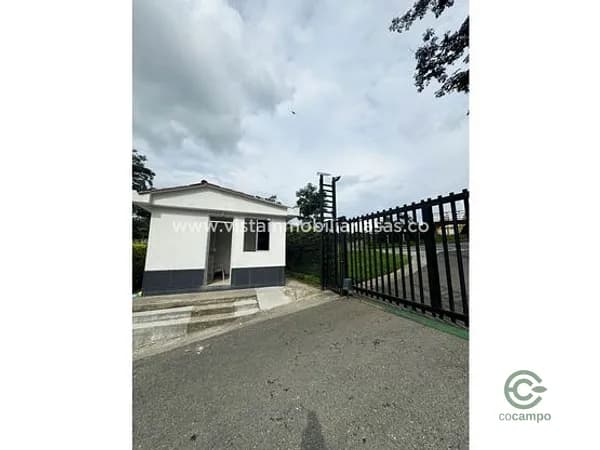 Finca rústica de 0,1063 ha en venta en Caldas