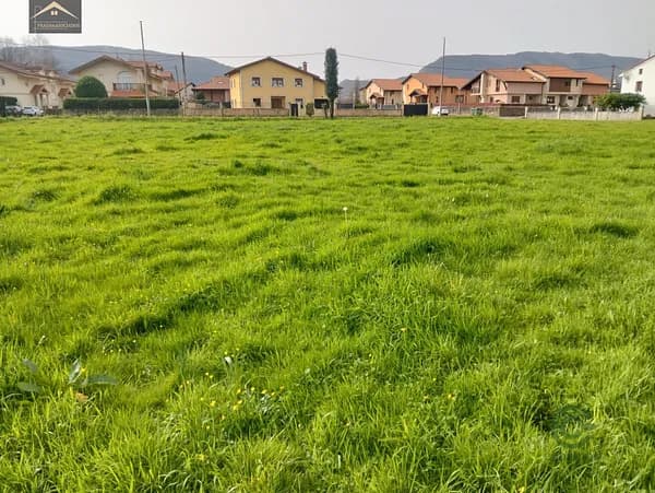 Terreno urbano de 0,2875 ha en venta en Cabezon de la sal, Cantabria