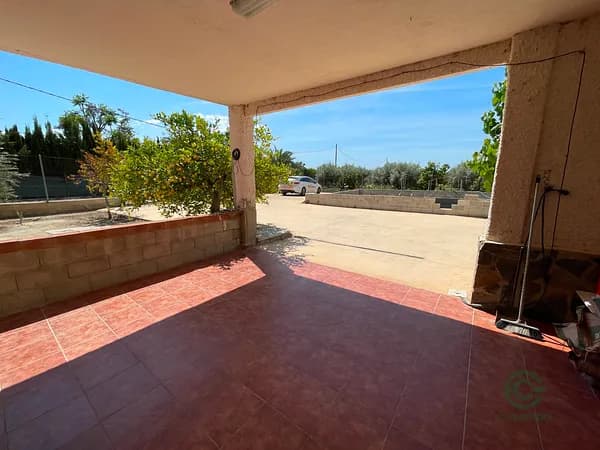 Finca rústica de 0,34 ha en venta en Crevillent, Alicante