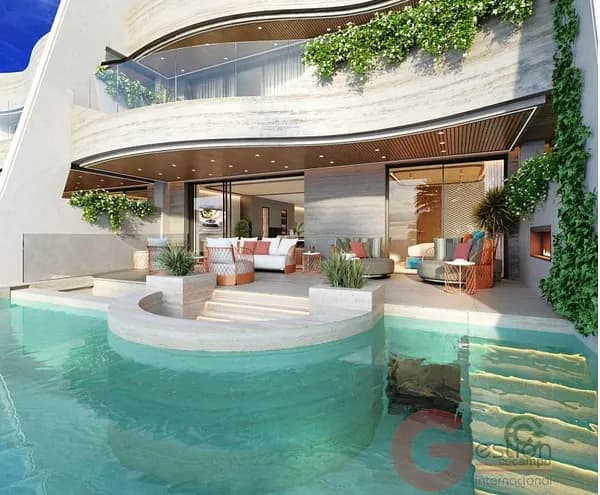 Casa de 0,0569 ha en venta en Marbella, Málaga