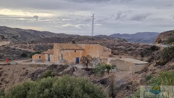 Finca rústica de 0,4 ha en venta en Albox, Almería