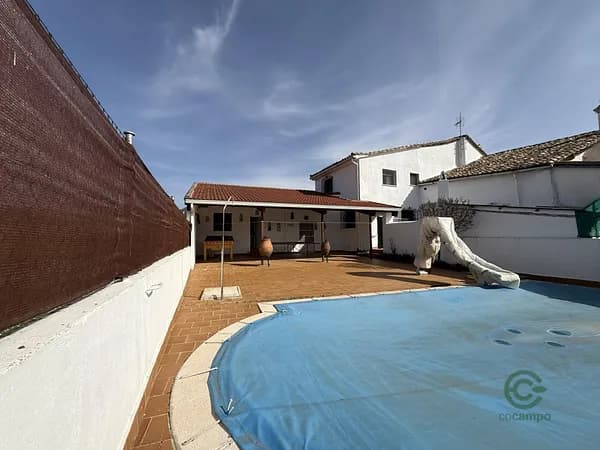 Casa de 0,0367 ha en venta en Salmeron, Guadalajara