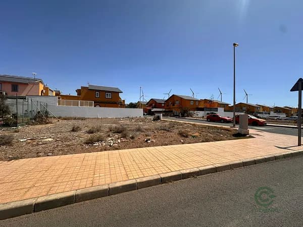 Terreno urbano de 0,039 ha en venta en San bartolome de tirajana, Las palmas