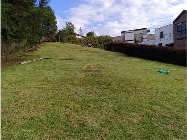 Terreno urbano de 0,1984 ha en venta en Antioquia