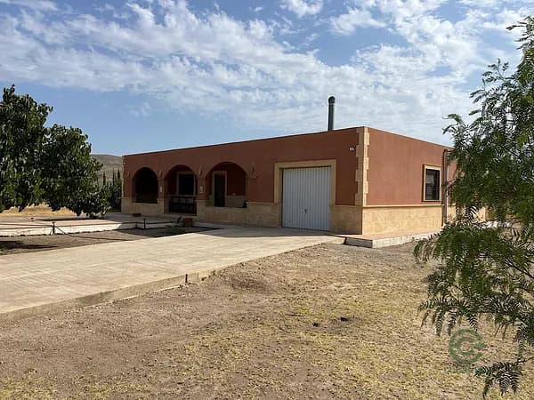Finca agrícola de 1 ha en venta en Tabernas, Almeria