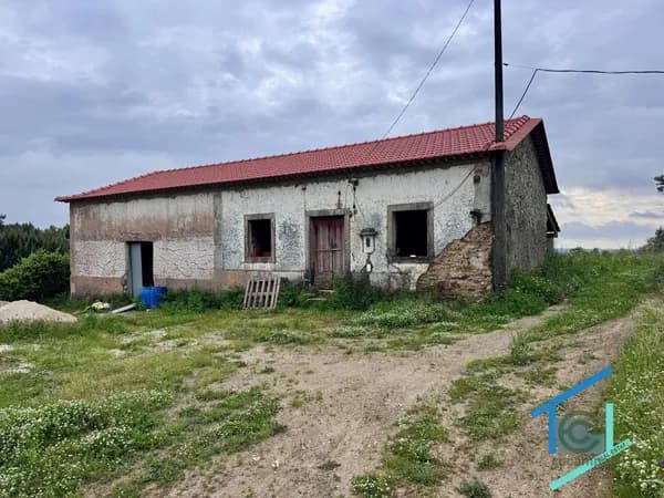Finca agrícola de 0,716 ha en venta en Tomar, Santarém