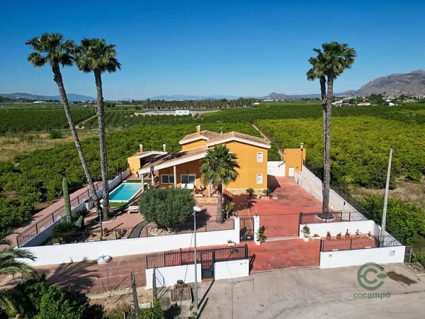 Finca rústica de 0,948 ha en venta en Orihuela, Alicante