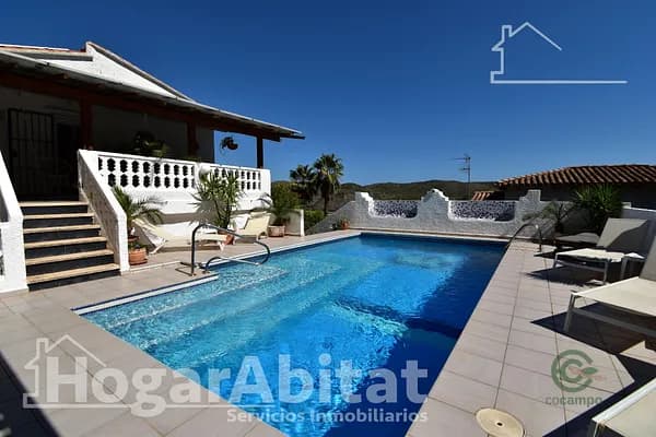Casa de 0,0914 ha en venta en Gandia, Valencia