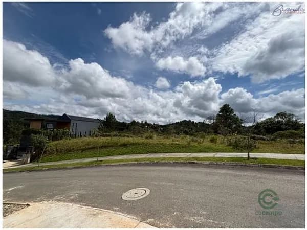 Terreno urbano de 0,2262 ha en venta en Antioquia
