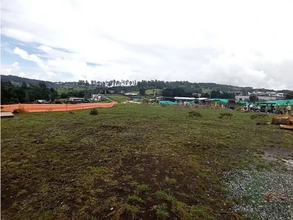 Terreno urbano de 0,2883 ha en venta en Antioquia