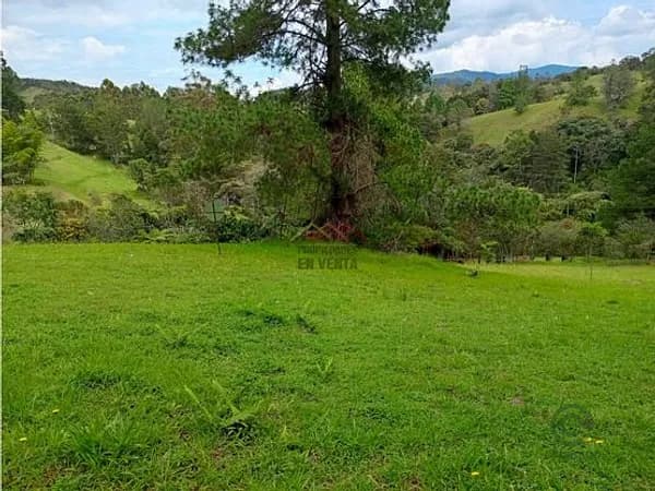 Terreno urbano de 0,2369 ha en venta en Antioquia