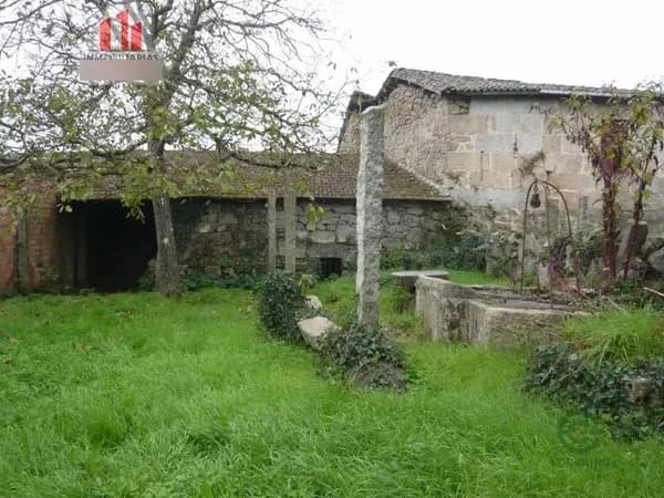 Finca rústica de 0,048 ha en venta en Toen, Orense