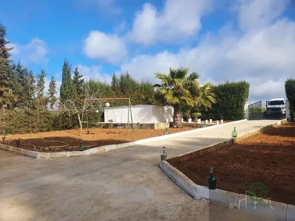 Finca de recreo de 0,1 ha en venta en Mérida, Badajoz