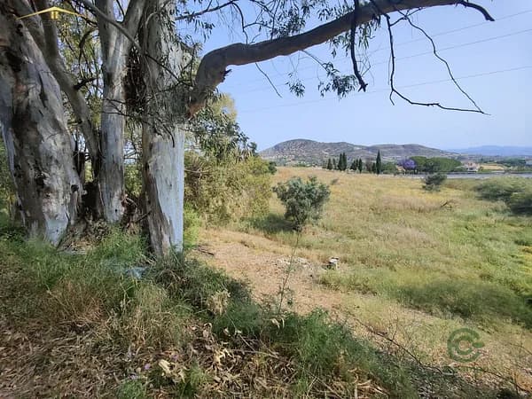 Finca agrícola de 1,9 ha en venta en Coin, Malaga
