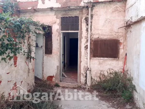 Casa de 0,0111 ha en venta en Moncada, Valencia