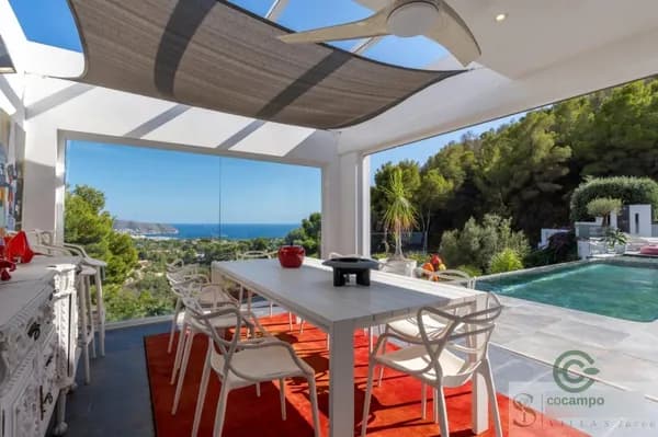 Casa de 0,1237 ha en venta en Teulada-moraira, Alicante