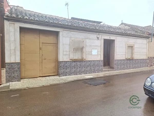 Casa de 0,04 ha en venta en Valdepenas, Ciudad real