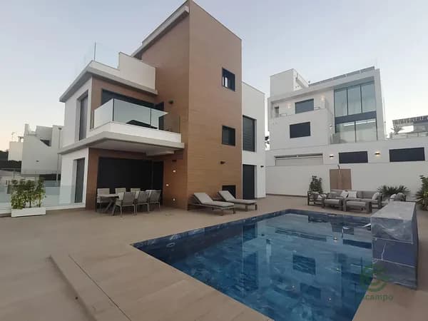Finca rústica de 0,05 ha en venta en Orihuela costa, Alicante