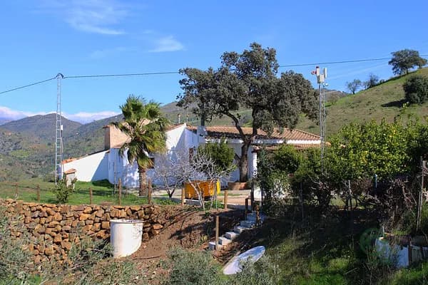 Finca rústica de 1,3443 ha en venta en Álora, Málaga