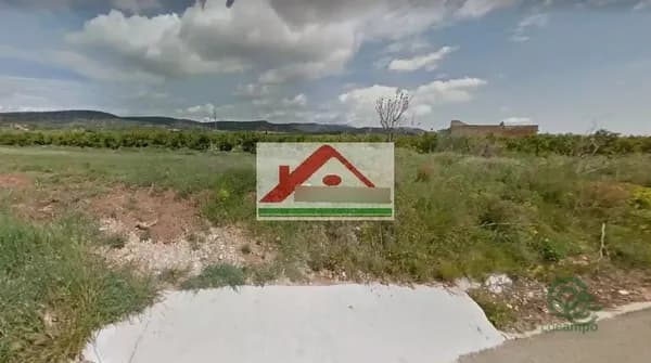 Finca agrícola de 0,0907 ha en venta en Alcanar, Tarragona