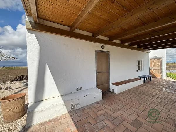 Finca agrícola de 1,69 ha en venta en Tarragona