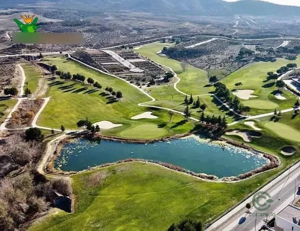 Terreno urbano de 0,035 ha en venta en Granada