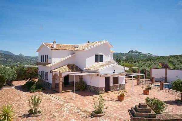 Finca agrícola de 2,7 ha en venta en Cádiz
