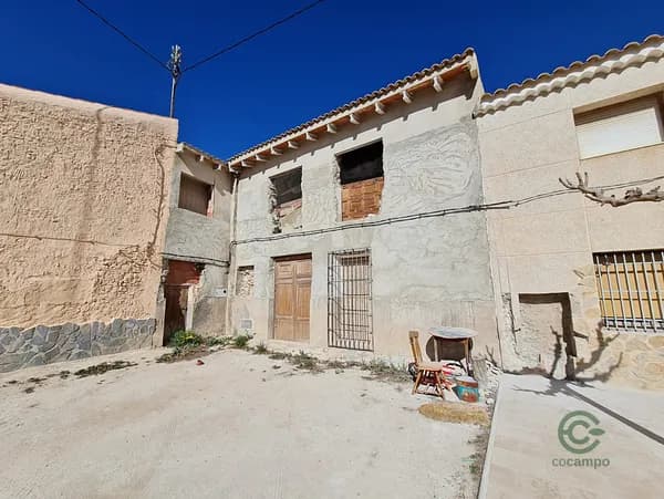 Finca agrícola de 0,1432 ha en venta en Pinoso, Alicante