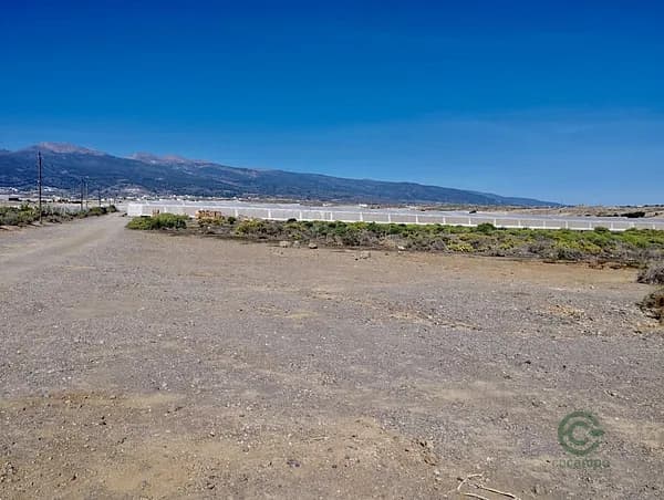 Finca agrícola de 5,8 ha en venta en Santa cruz de tenerife