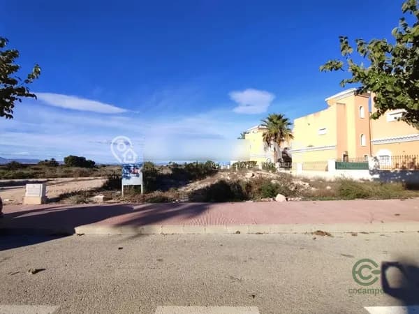 Terreno urbano de 0,0836 ha en venta en San fulgencio, Alicante