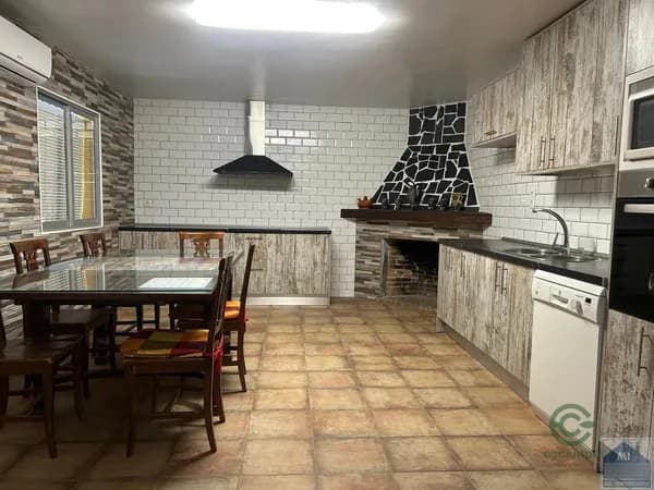 Finca rústica de 0,012 ha en venta en Mérida, Badajoz