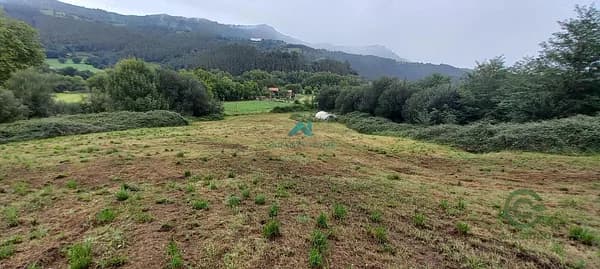 Terreno urbano de 1,3376 ha en venta en Ampuero, Cantabria