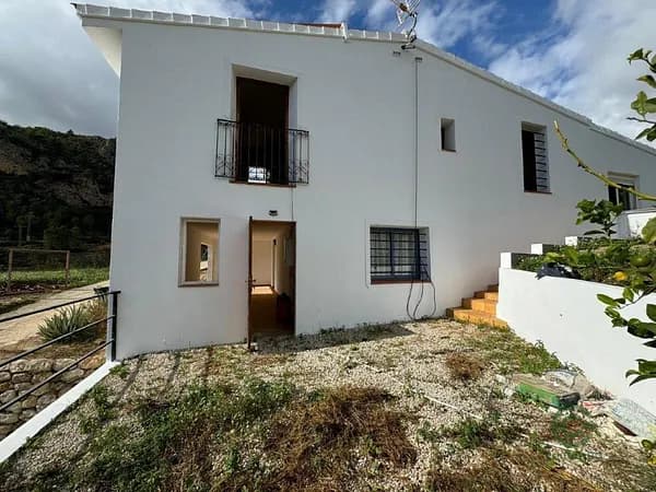 Finca rústica de 1 ha en venta en Bolulla, Alicante