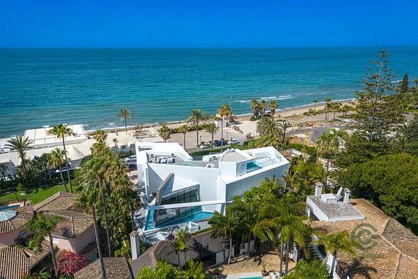 Casa de 0,1502 ha en venta en Marbella, Malaga