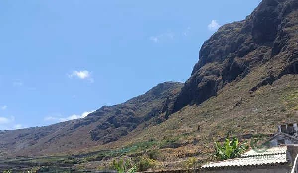 Finca rústica de 0,15 ha en venta en Garachico, Tenerife