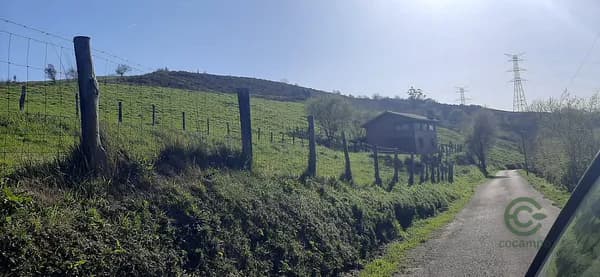 Finca rústica de 2,6 ha en venta en Solorzano, Cantabria