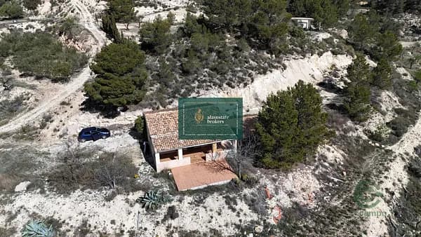 Finca rústica de 2 ha en venta en Alicante