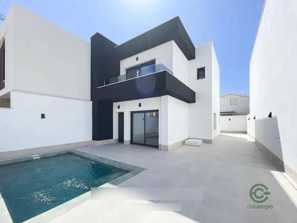 Casa de 0,021 ha en venta en Almoradi, Alicante