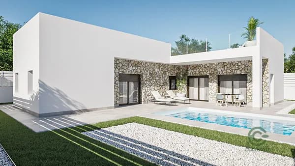 Casa de 0,0134 ha en venta en Pinoso, Alicante
