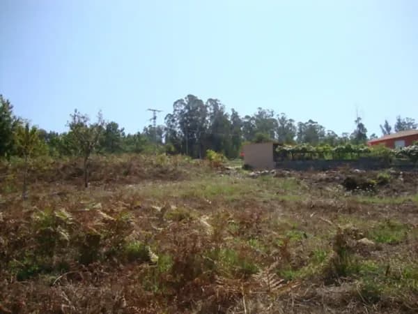 Finca agrícola de 0,14 ha en venta en Pontevedra, Pontevedra