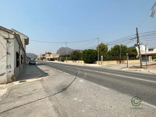 Finca agrícola de 0,5925 ha en venta en Orihuela, Alicante