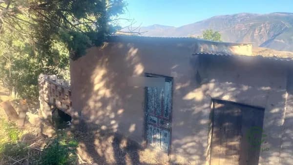 Finca agrícola de 0,16 ha en venta en Lanjaron, Granada